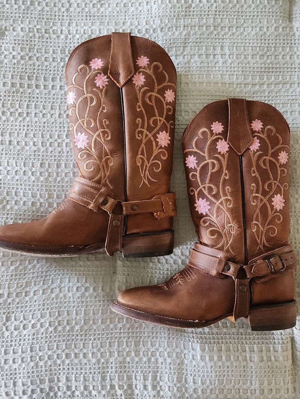 Handcrafted Floral Square Toe Boho Cowgirl Boots Size 5 Girls 6.5 Women